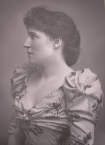 Y3011JJJ_104 Lily Langtry, actress